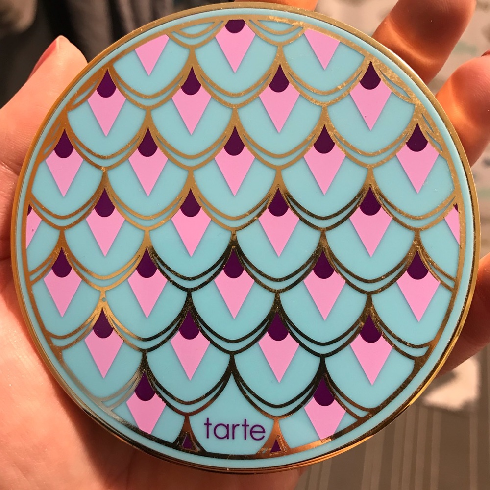 Tarte rainforest of the sea III eyeshadow pallet